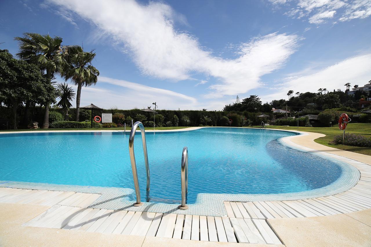 Jardines De Nueva Galera Cozy Penthouse Daire Estepona Dış mekan fotoğraf