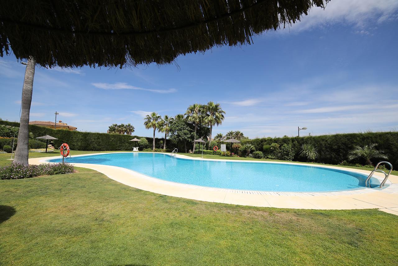 Jardines De Nueva Galera Cozy Penthouse Daire Estepona Dış mekan fotoğraf