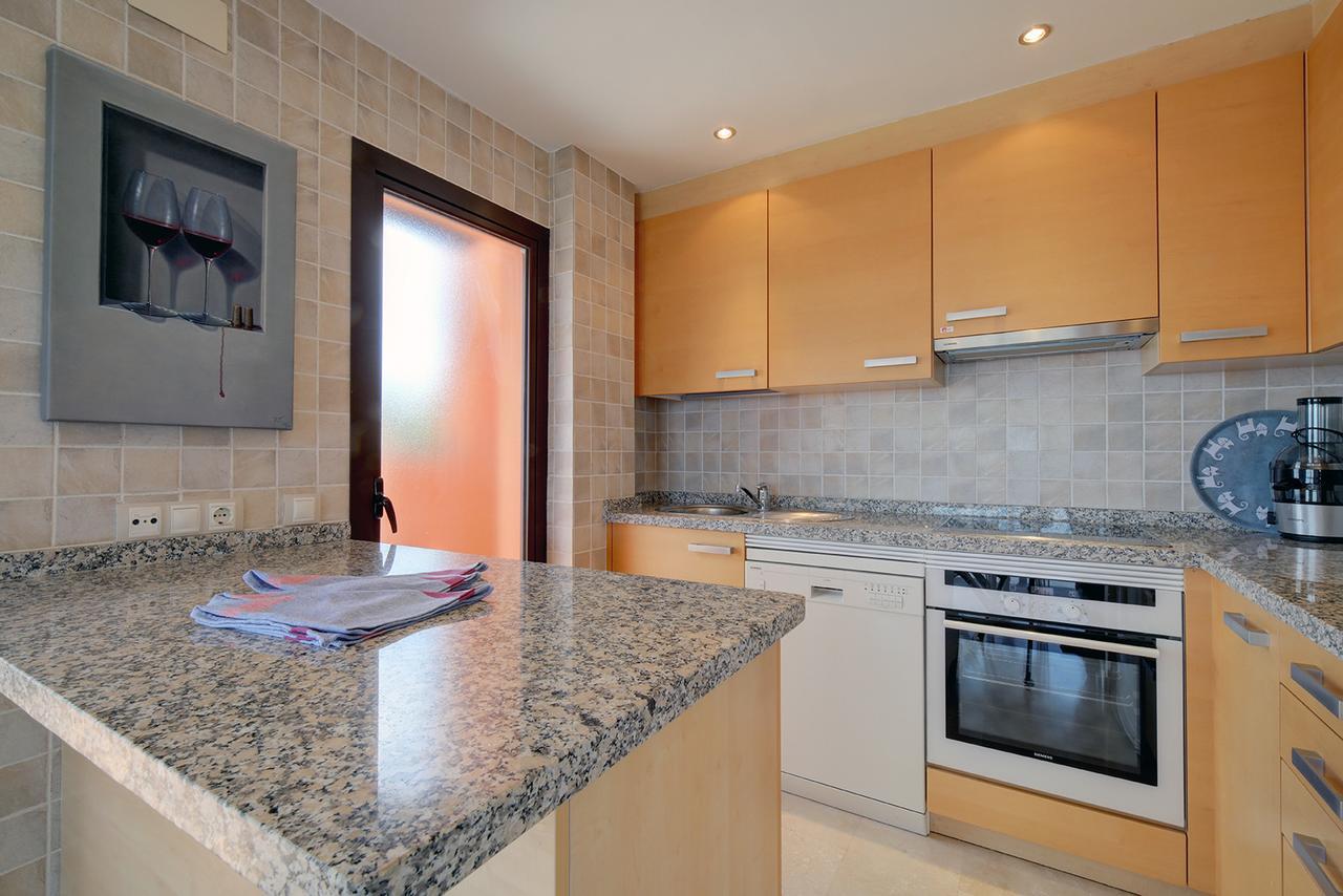 Jardines De Nueva Galera Cozy Penthouse Daire Estepona Dış mekan fotoğraf