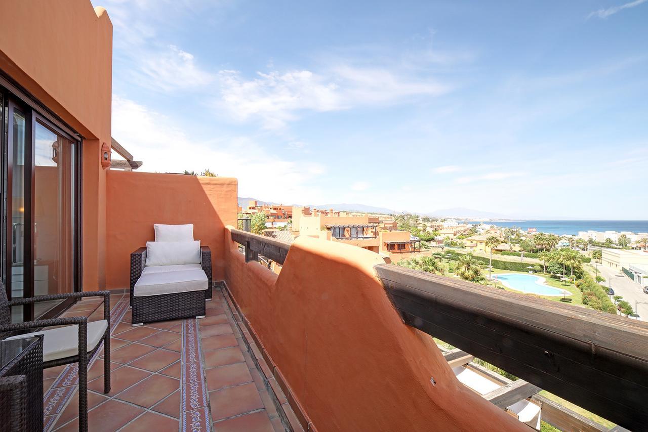 Jardines De Nueva Galera Cozy Penthouse Daire Estepona Dış mekan fotoğraf