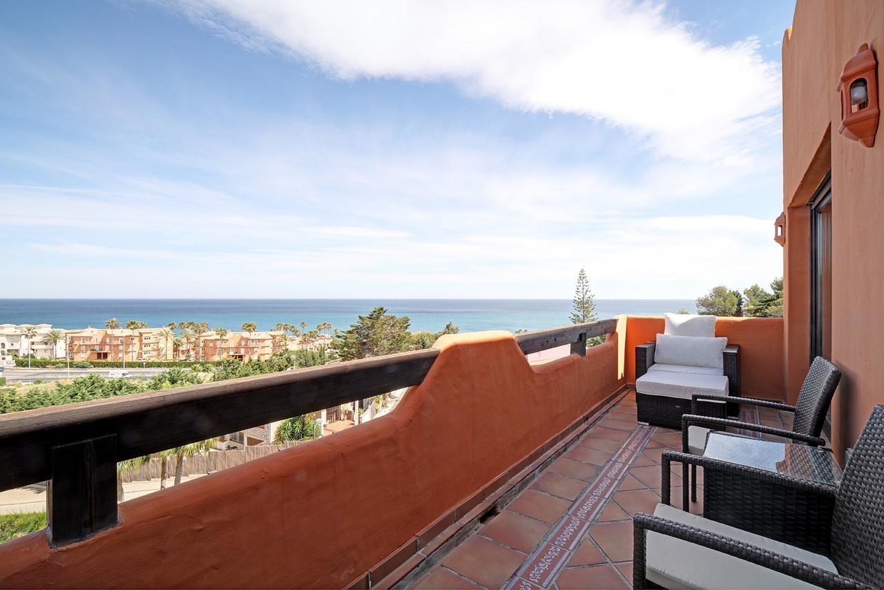 Jardines De Nueva Galera Cozy Penthouse Daire Estepona Dış mekan fotoğraf