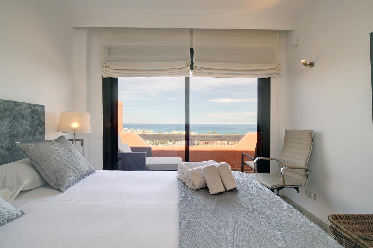 Jardines De Nueva Galera Cozy Penthouse Daire Estepona Dış mekan fotoğraf