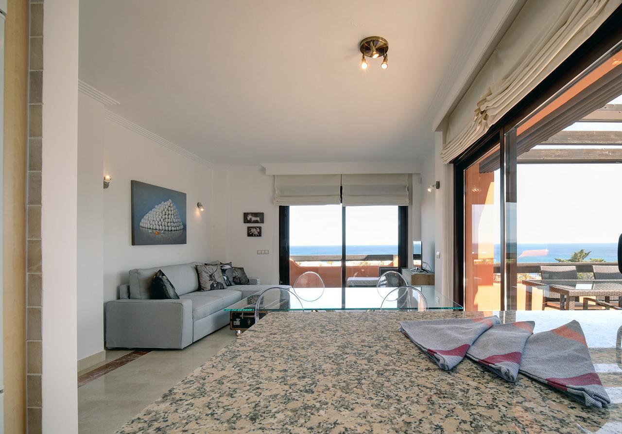 Jardines De Nueva Galera Cozy Penthouse Daire Estepona Dış mekan fotoğraf